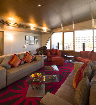 Radisson Blu Hotel, Kuwait 5*
