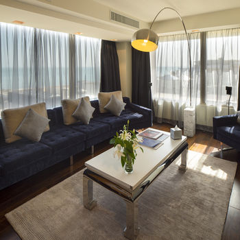 Radisson Blu Hotel, Kuwait 5*
