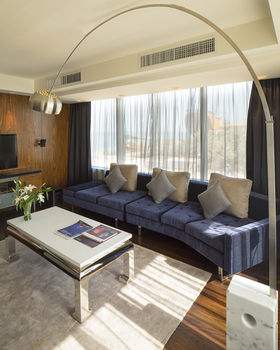 Radisson Blu Hotel, Kuwait 5*