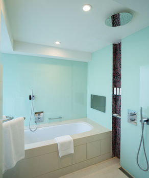 Radisson Blu Hotel, Kuwait 5*