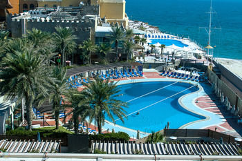 Radisson Blu Hotel, Kuwait 5*