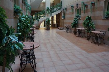 Al Alya Hotel Rooms and Suites 1*