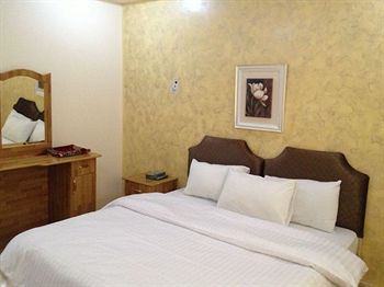Al Alya Hotel Rooms and Suites 1*