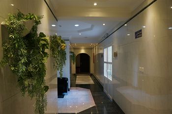 Al Alya Hotel Rooms and Suites 1*