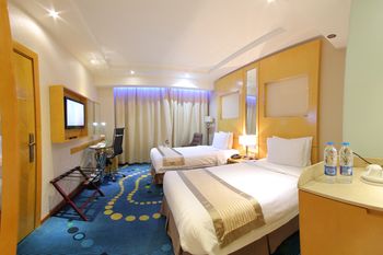Sunday Hotel Kingdom Towers Formerly Warwick Al Dabab Hotel 4*