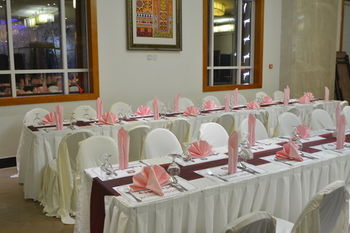 Sunday Hotel Kingdom Towers Formerly Warwick Al Dabab Hotel 4*