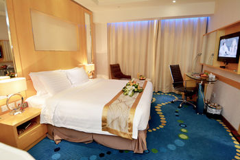 Sunday Hotel Kingdom Towers Formerly Warwick Al Dabab Hotel 4*