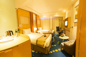 Sunday Hotel Kingdom Towers Formerly Warwick Al Dabab Hotel 4*
