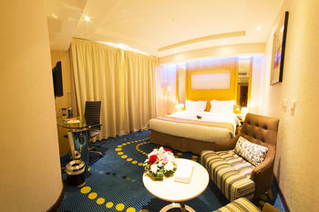 Sunday Hotel Kingdom Towers Formerly Warwick Al Dabab Hotel 4*
