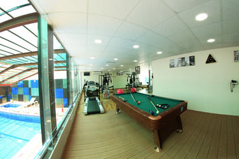 Sunday Hotel Kingdom Towers Formerly Warwick Al Dabab Hotel 4*