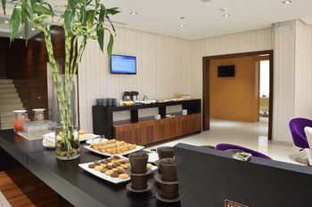 Suites Riyadh Center 1*