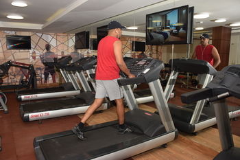 Suites Riyadh Center 1*