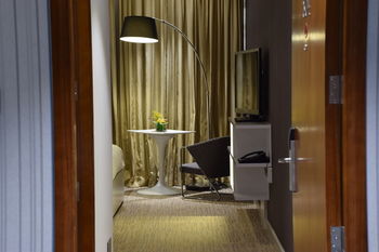 Suites Riyadh Center 1*