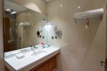 Suites Riyadh Center 1*