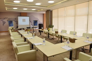 Suites Riyadh Center 1*