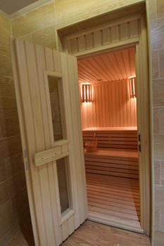 Suites Riyadh Center 1*