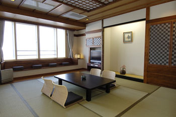 KITAKOBUSHI SHIRETOKO Hotel & Resort 3*