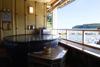 KITAKOBUSHI SHIRETOKO Hotel & Resort 3*