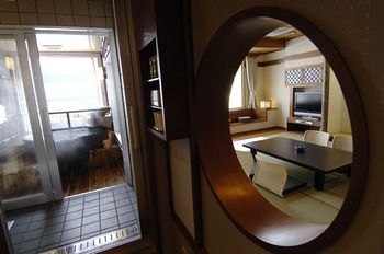 KITAKOBUSHI SHIRETOKO Hotel & Resort 3*