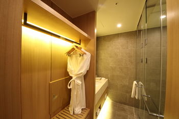 Benikea The H Hotel 3*