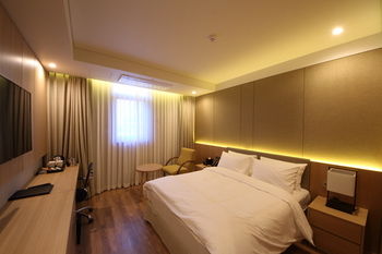 Benikea The H Hotel 3*