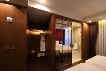 Benikea The H Hotel 3*
