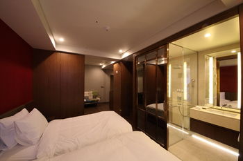 Benikea The H Hotel 3*