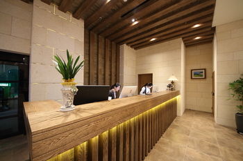 Benikea The H Hotel 3*