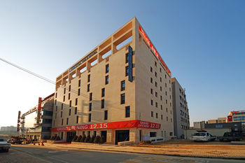 Benikea The H Hotel 3*