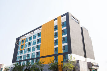 You Us Hotel 3*