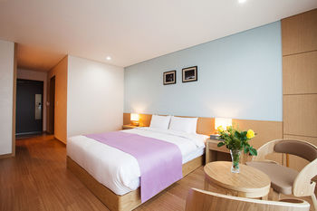 You Us Hotel 3*