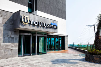 You Us Hotel 3*