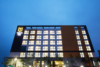You Us Hotel 3*