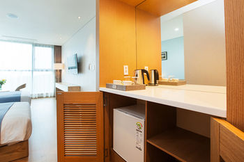 You Us Hotel 3*