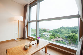 You Us Hotel 3*