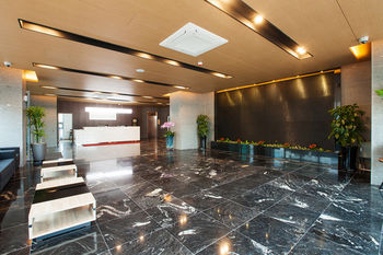 You Us Hotel 3*
