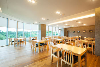 You Us Hotel 3*