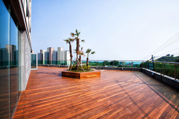 You Us Hotel 3*