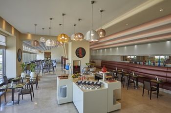 Safir Fintas Kuwait Hotel 5*