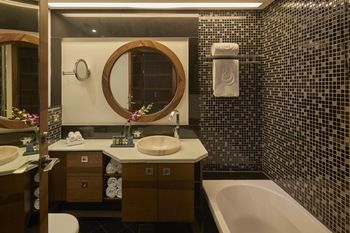 Safir Fintas Kuwait Hotel 5*