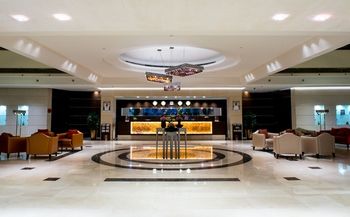 Safir Fintas Kuwait Hotel 5*