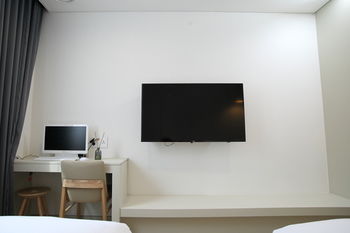 Bricks Hotel 3*