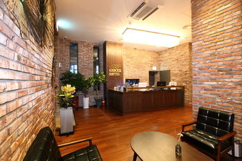 Bricks Hotel 3*