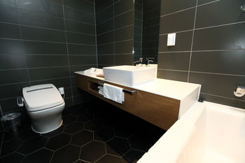Bricks Hotel 3*