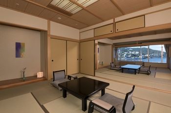 Atami Korakuen Hotel 4*