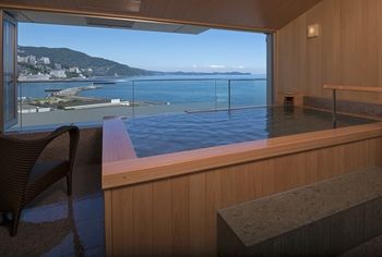 Atami Korakuen Hotel 4*