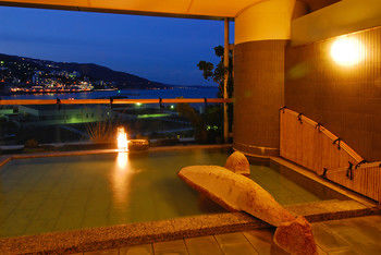Atami Korakuen Hotel 4*