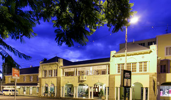 Queen’s Hotel by BON Hotels 4*
