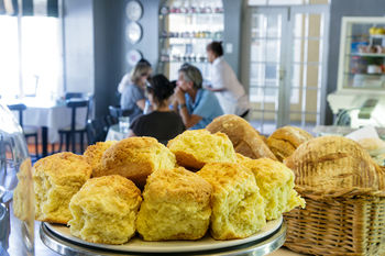 Queen’s Hotel by BON Hotels 4*