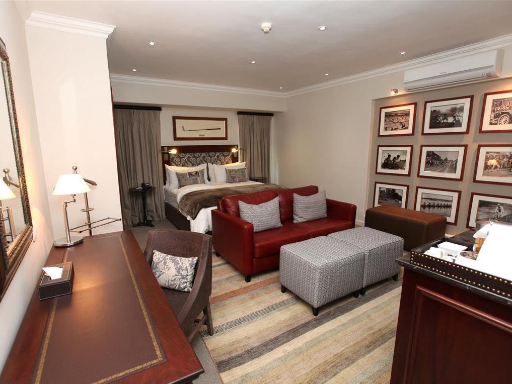 Indaba Hotel 4*